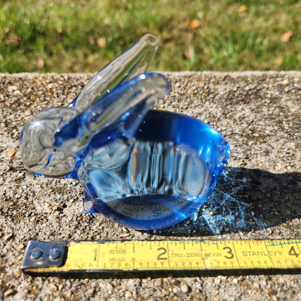 Light Blue Glass Bunny Rabbit Figurine - Picture 9 of 10